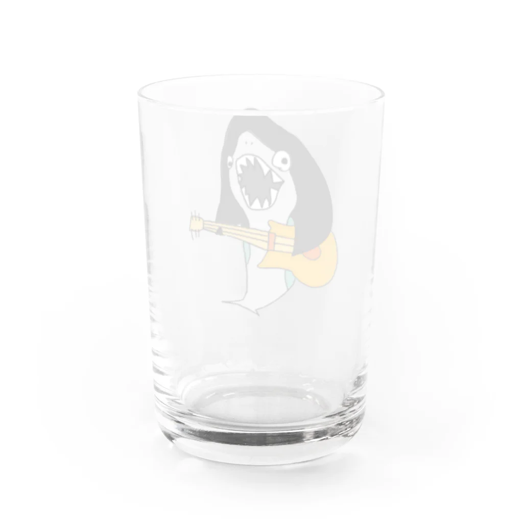【サメグッズ】　KAZUの音楽好きなホオジロザメ Water Glass :back