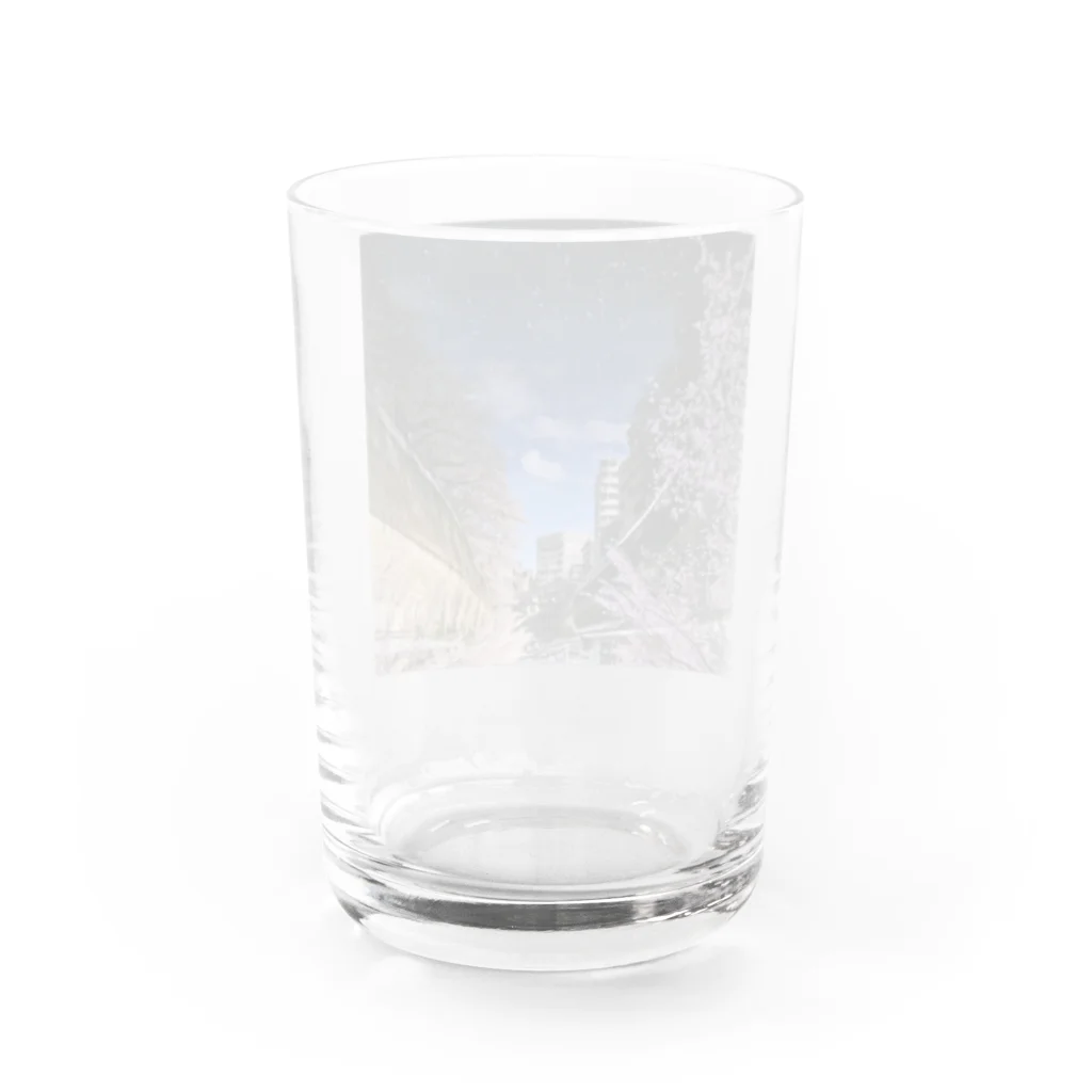 古春一生(Koharu Issey)の桜降る川空へ。 Water Glass :back