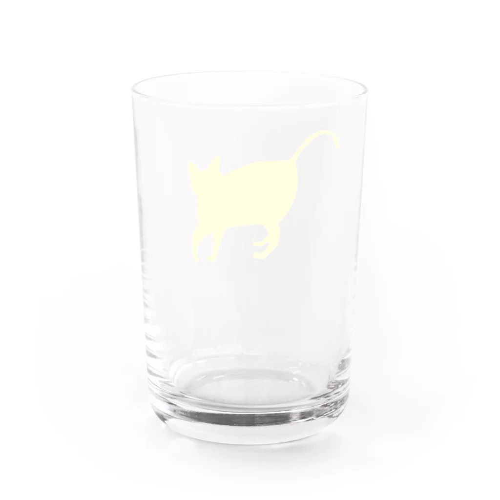 フラミンゴ洋裁店の猫　イエロー Water Glass :back