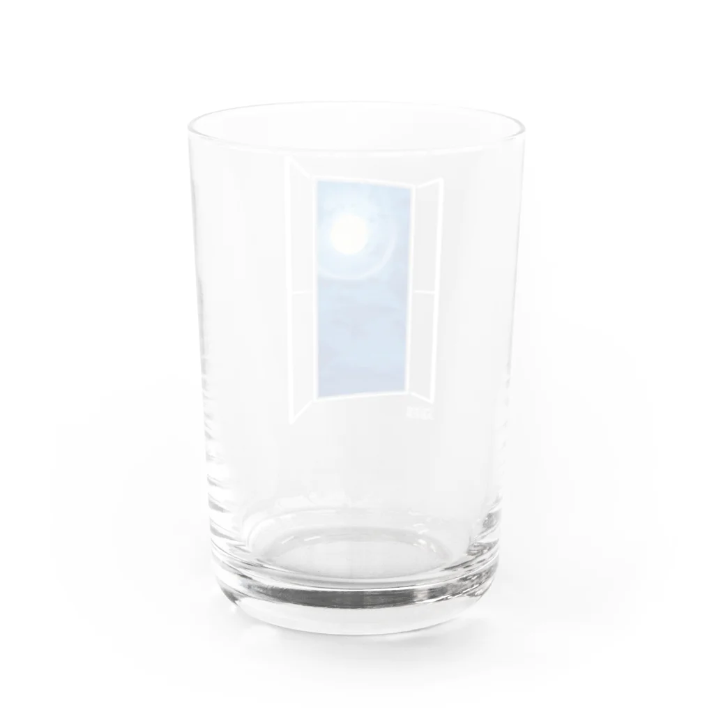 窓枠のお店の窓枠から見る月 Water Glass :back