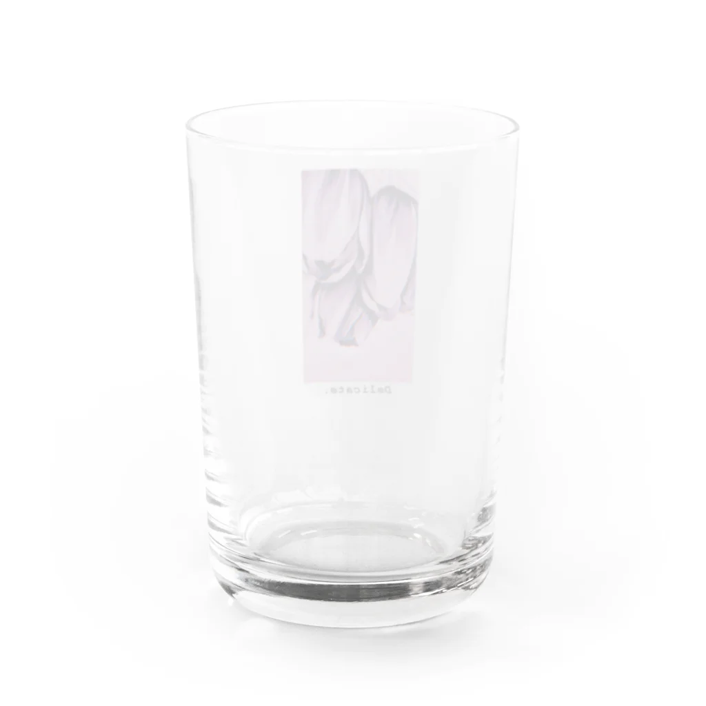 下之下のDelicate. Water Glass :back