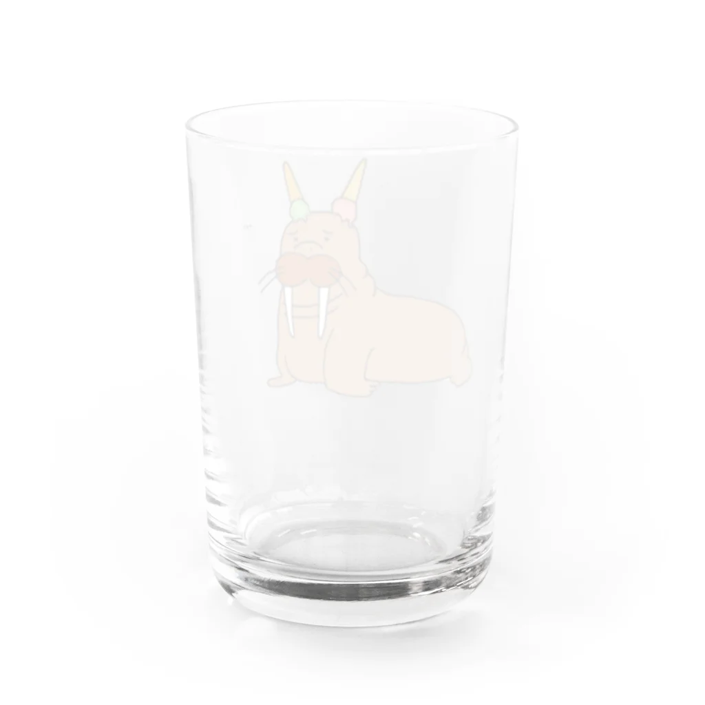くりみそのおみせのかけられたセイウチ Water Glass :back