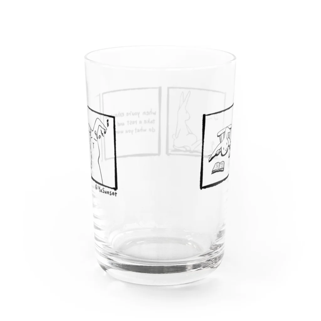 YuSunsetのりらっくすうさぎ4コマ（黒） Water Glass :back