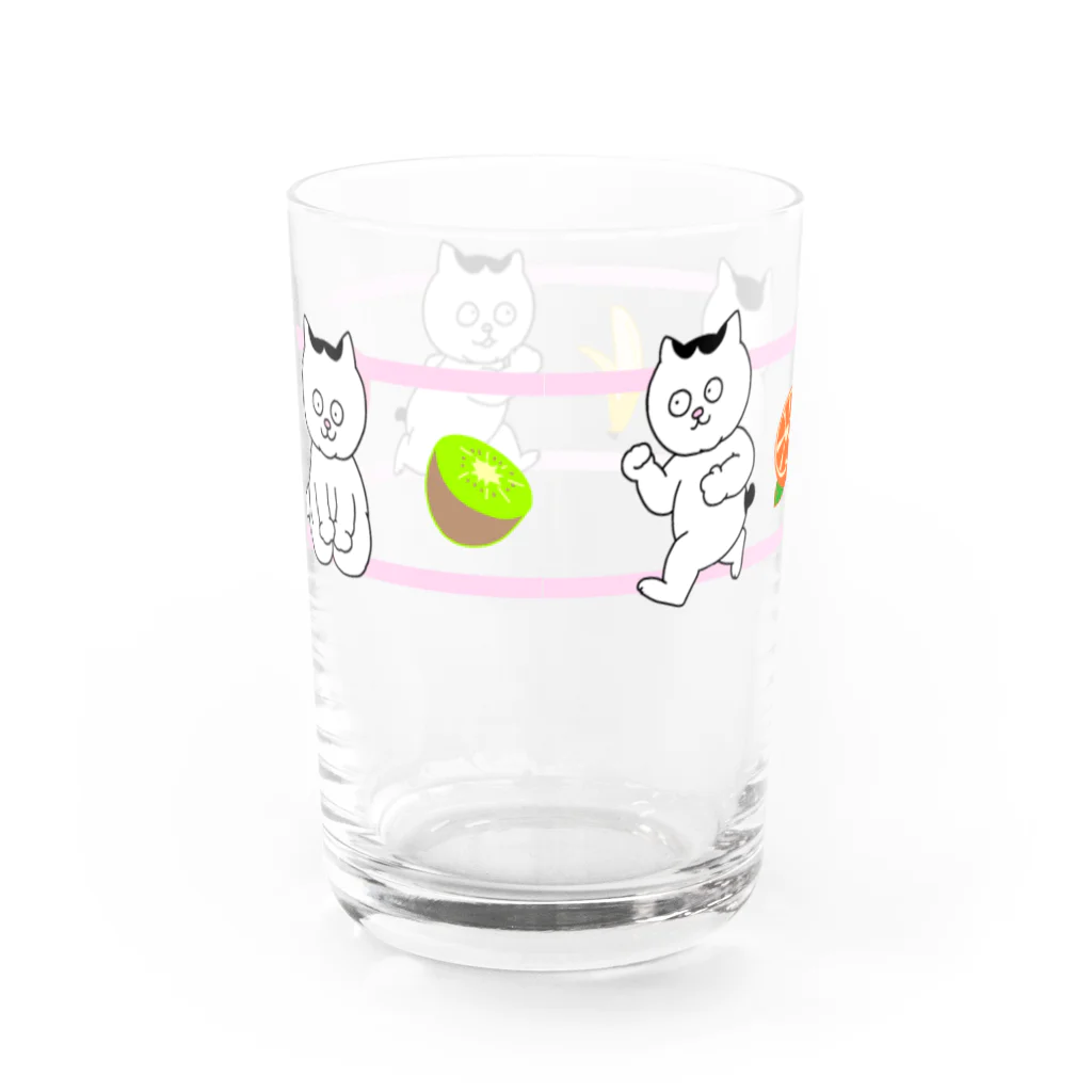 Chipafujiのハチワレねこ　ごぶりん　果汁100%ジュースをのみたい　ピンク Water Glass :back