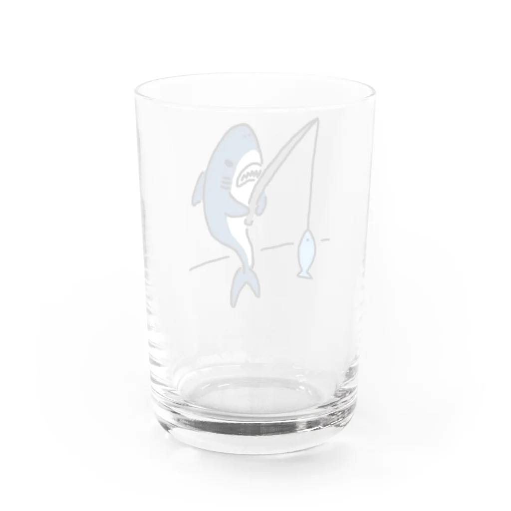 サメ わりとおもいの釣りをするサメ Water Glass :back