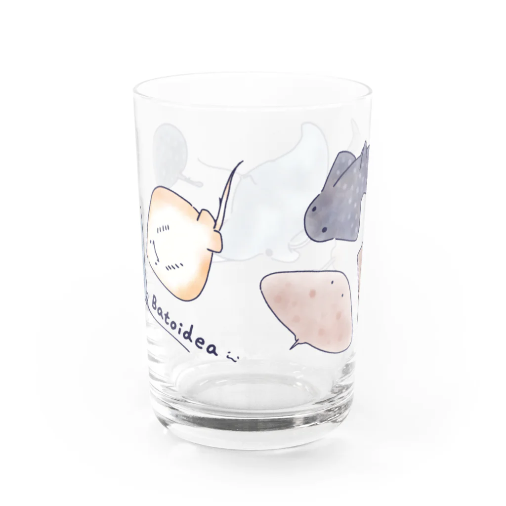 へんにゃり鮮魚店のエイさんのなかまたち Water Glass :back