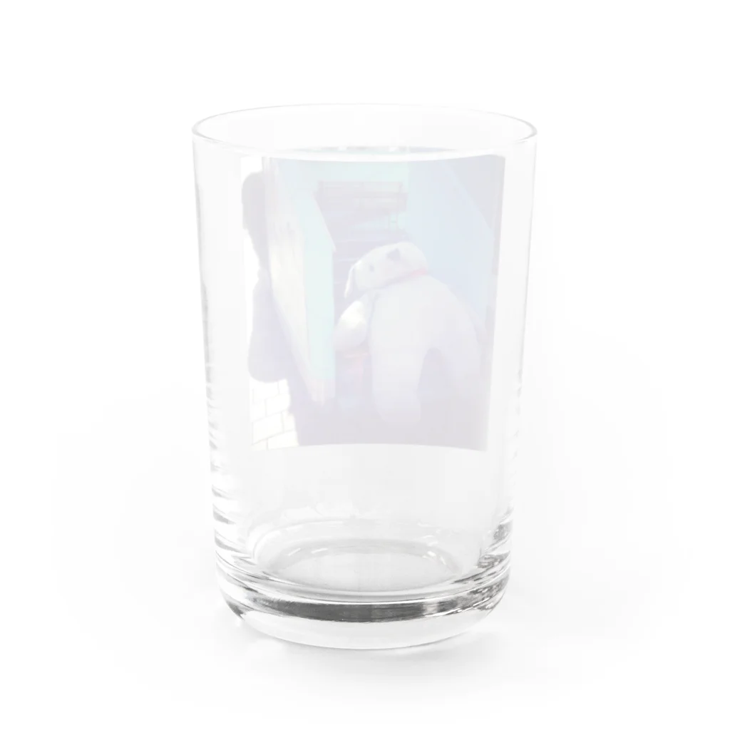 めだかのお店の夏バテのくまさん Water Glass :back