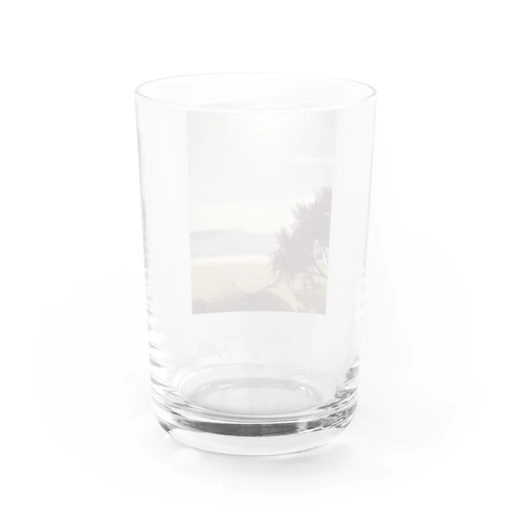 OmShantiのSunshine beach Water Glass :back