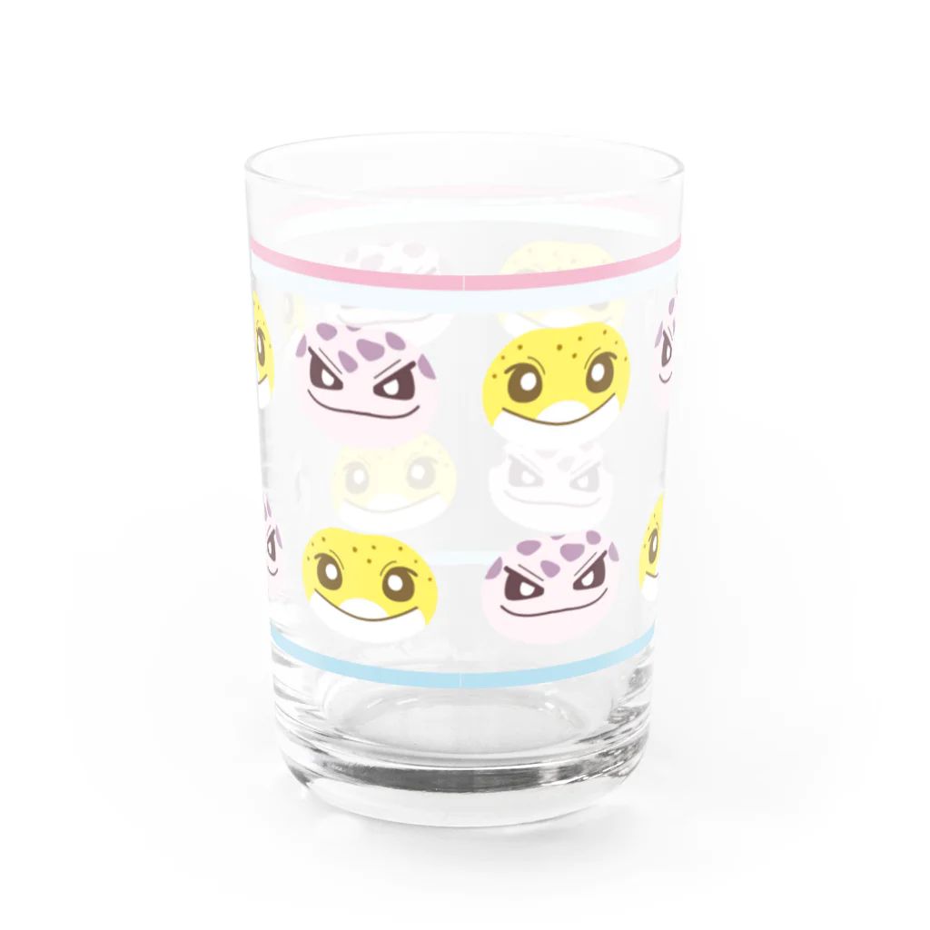 レオパとニシアフのケニーレインローズの顔コップ Water Glass :back