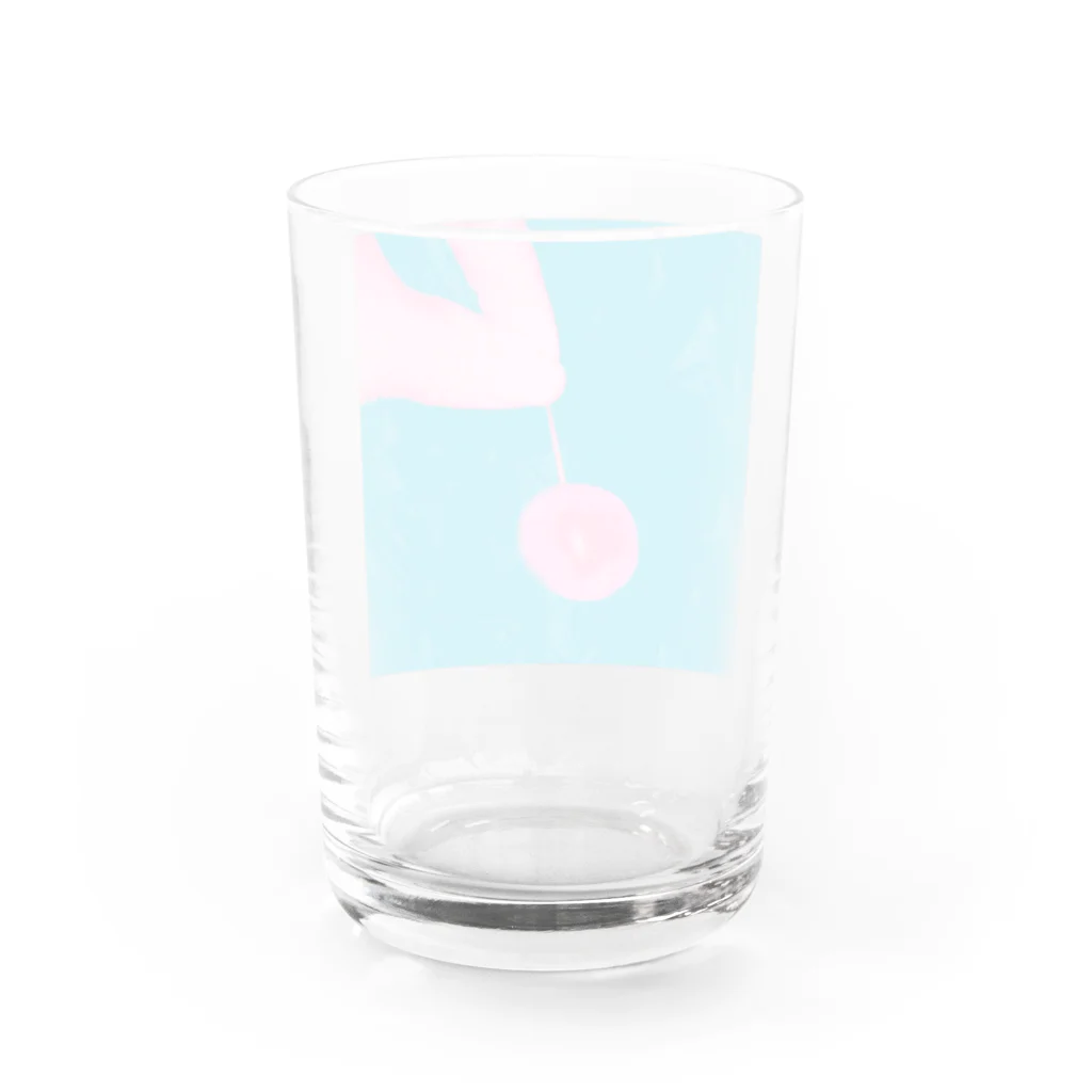 すいすいおよぐのポップなさくらんぼ Water Glass :back