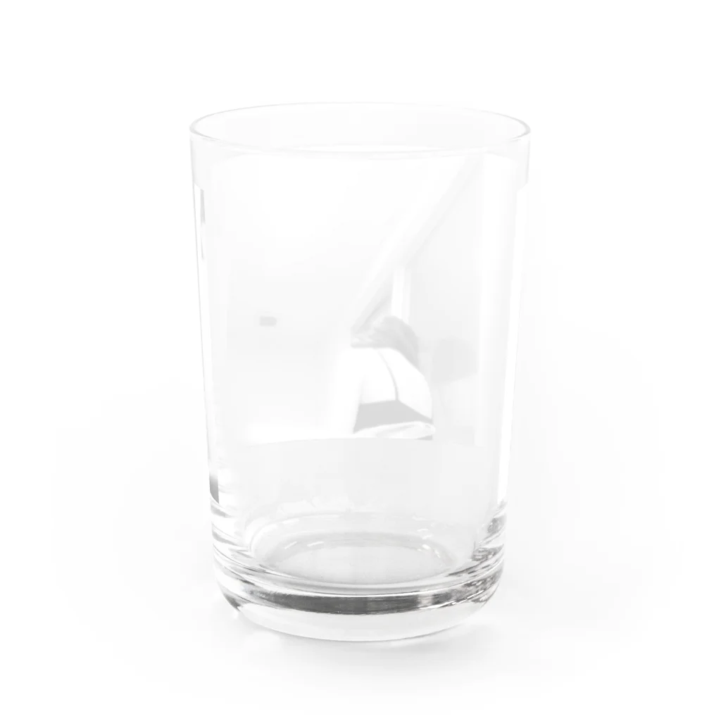 BOXXの別の女性 Water Glass :back