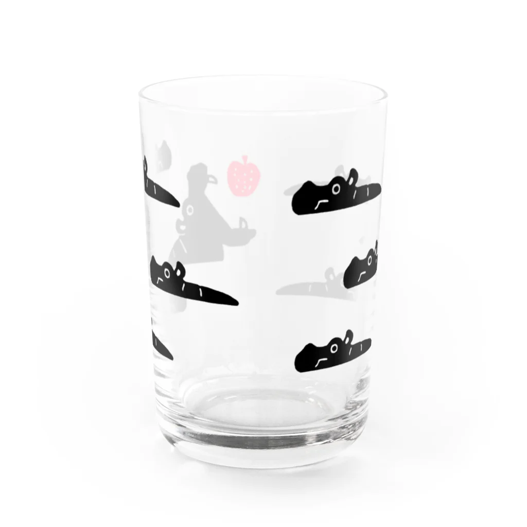 志村リョウのお店のリンゴをもらったカバ Water Glass :back