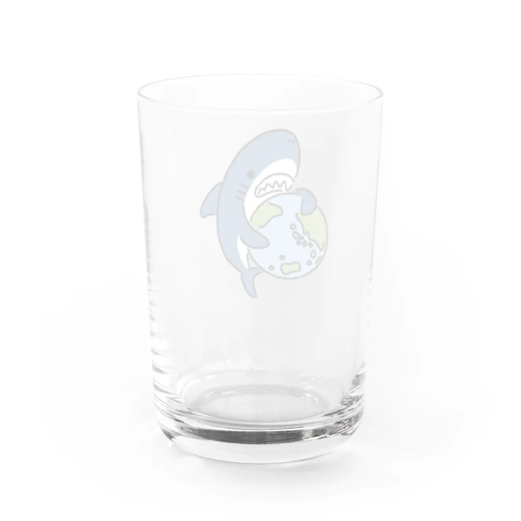 サメ わりとおもいの地球にやさしいサメ Water Glass :back