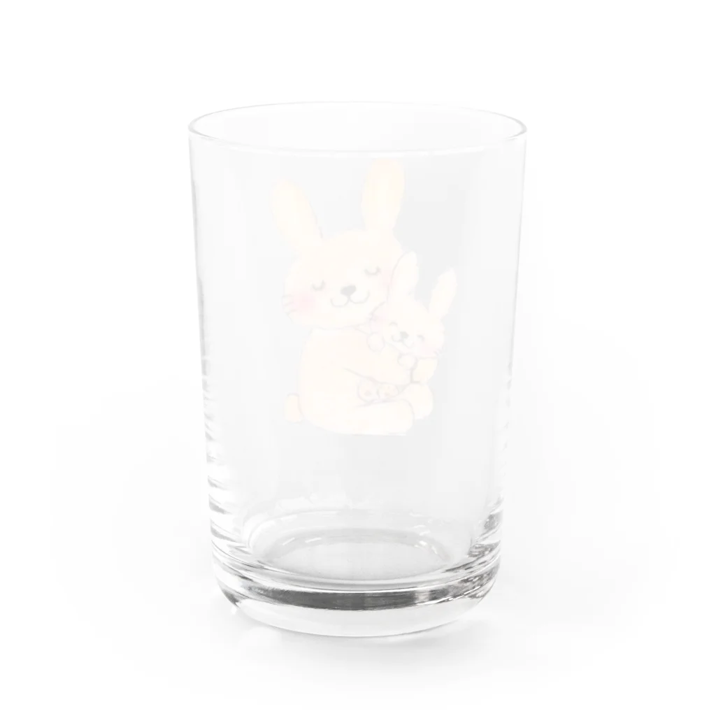 akiのそばにいてくれるうさぎ Water Glass :back