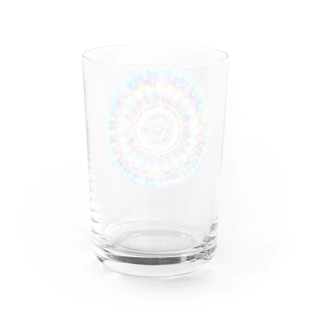 太陽の光降りそそぐ庭の星の花かんむり Water Glass :back