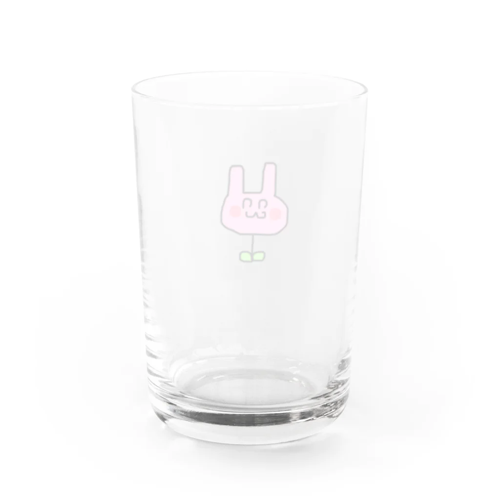 寝れない屋さんの満開のうさぎ Water Glass :back