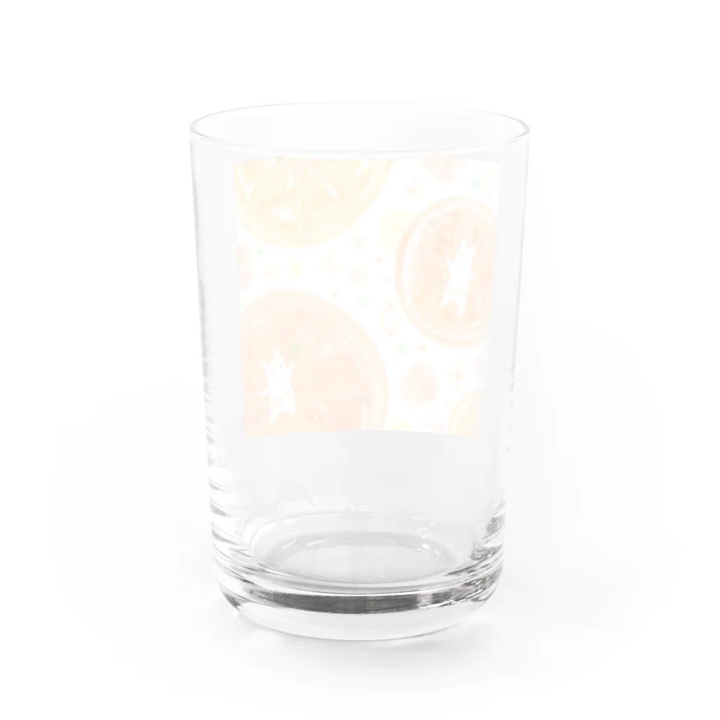 ショップのフレフレ、フレッシュ🍊(白い生き物) Water Glass :back