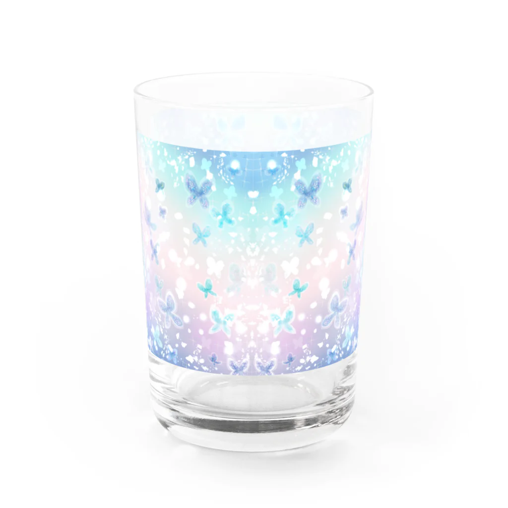 ヤママユ(ヤママユ・ペンギイナ)のケープペンギン「ちょうちょ追っかけてたらそっくりさんいたの」 Water Glass :back