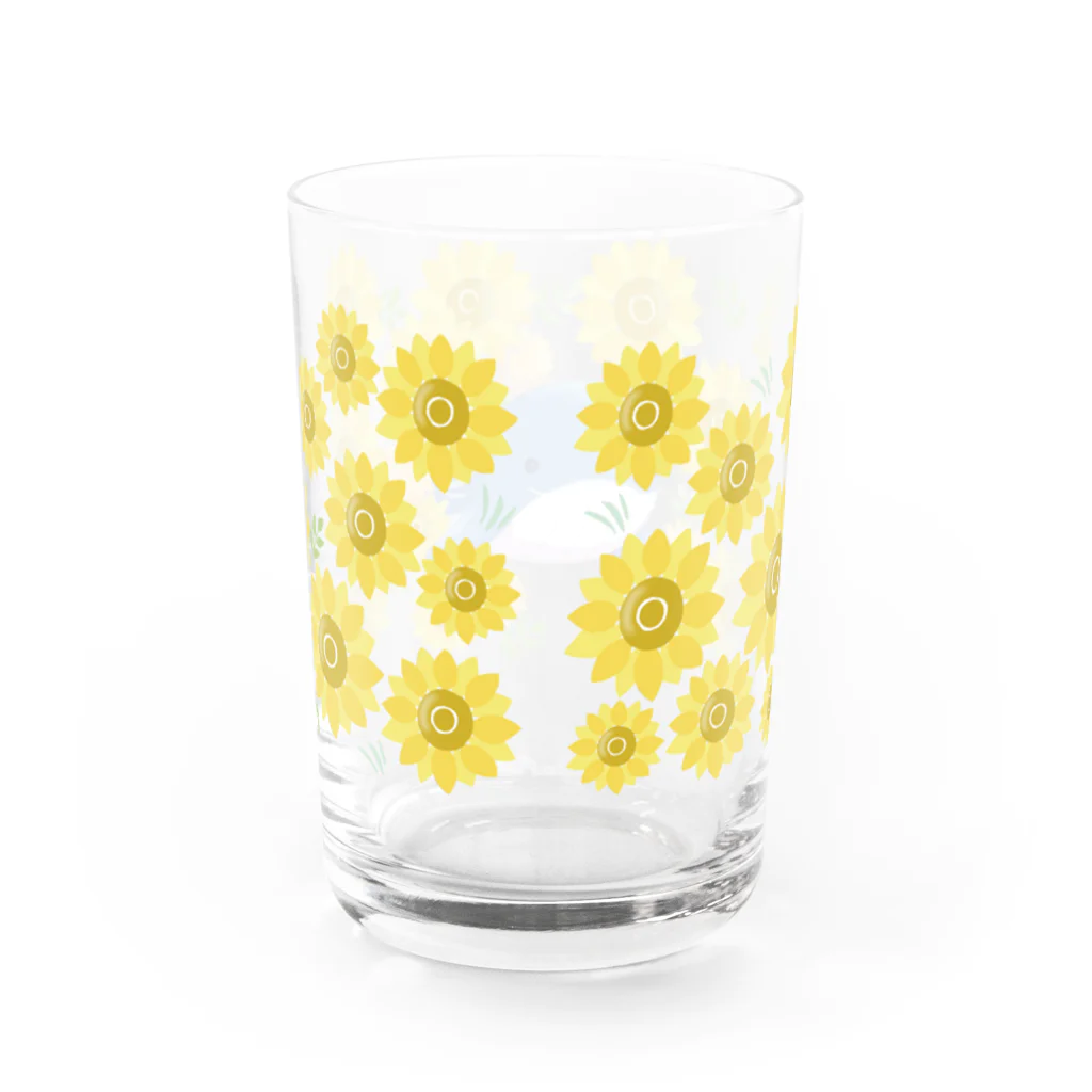 honamirukaのひまわり畑に住むくじら Water Glass :back