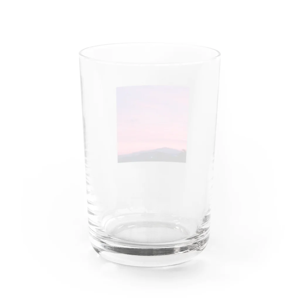 HIKARI♡ROOM の夕暮れの空～ピンク Water Glass :back