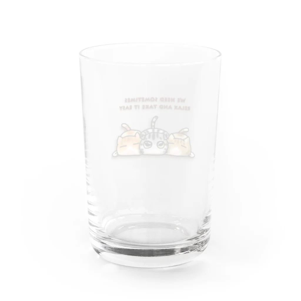 Up Tailのゆる猫３匹 Water Glass :back