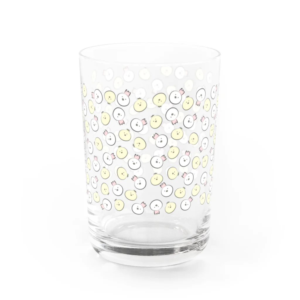 pino子 shopの手描きしんぷるひよことにわとり(総柄) Water Glass :back