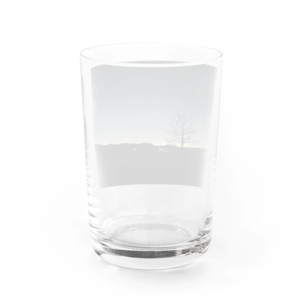 2929gawDesignShop358のEarly winter sunrise Water Glass :back