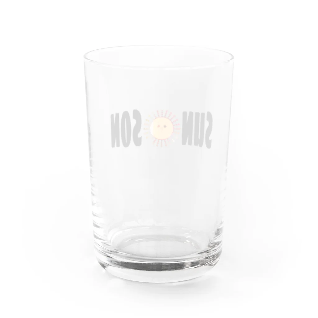 sun☀︎sonのサンサンあかちゃん(ロゴ) Water Glass :back