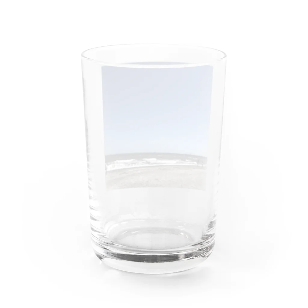 我欲無欲のビーチクリーンしてる海岸 Water Glass :back