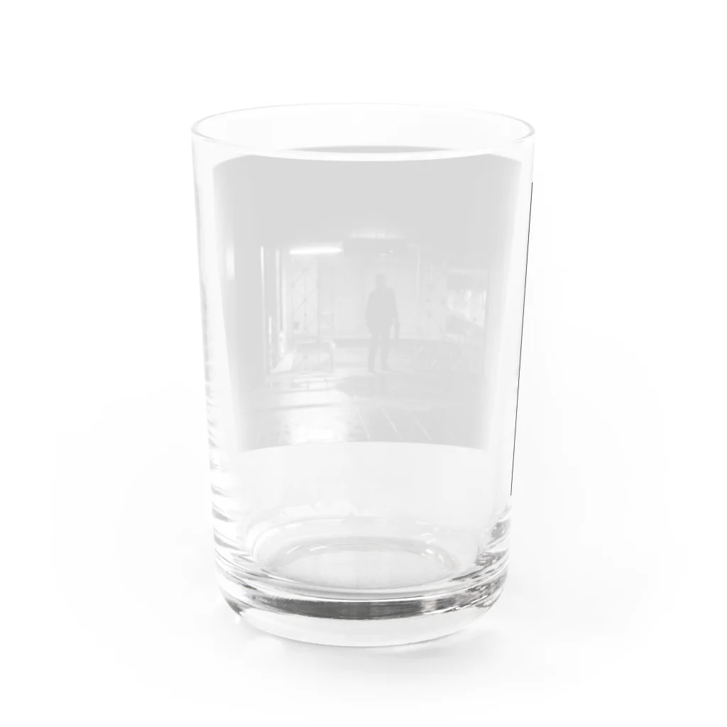 URAMENIの写真家中川 Photo series 4 Water Glass :back