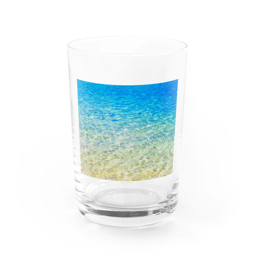 ルカルカのプライベートビーチ Water Glass :front