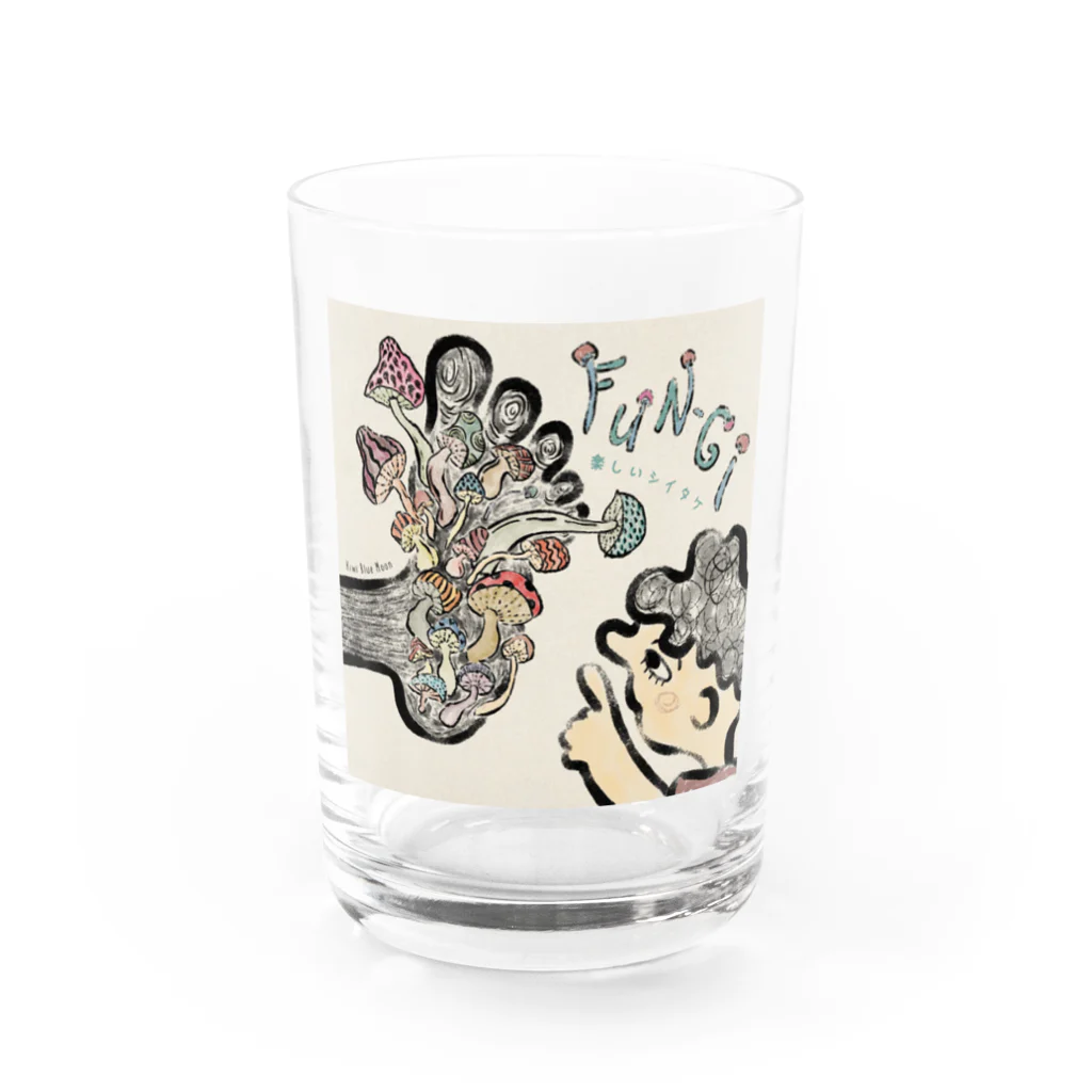 Once in a Kiwi Blue MoonのFun-gi (楽しいシイタケ) Water Glass :front