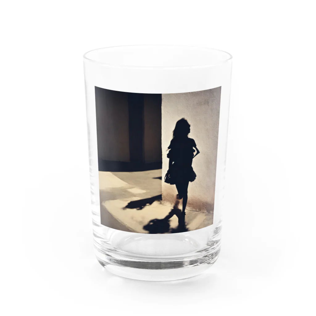 てんてんの綺麗な女性の影グッズ Water Glass :front