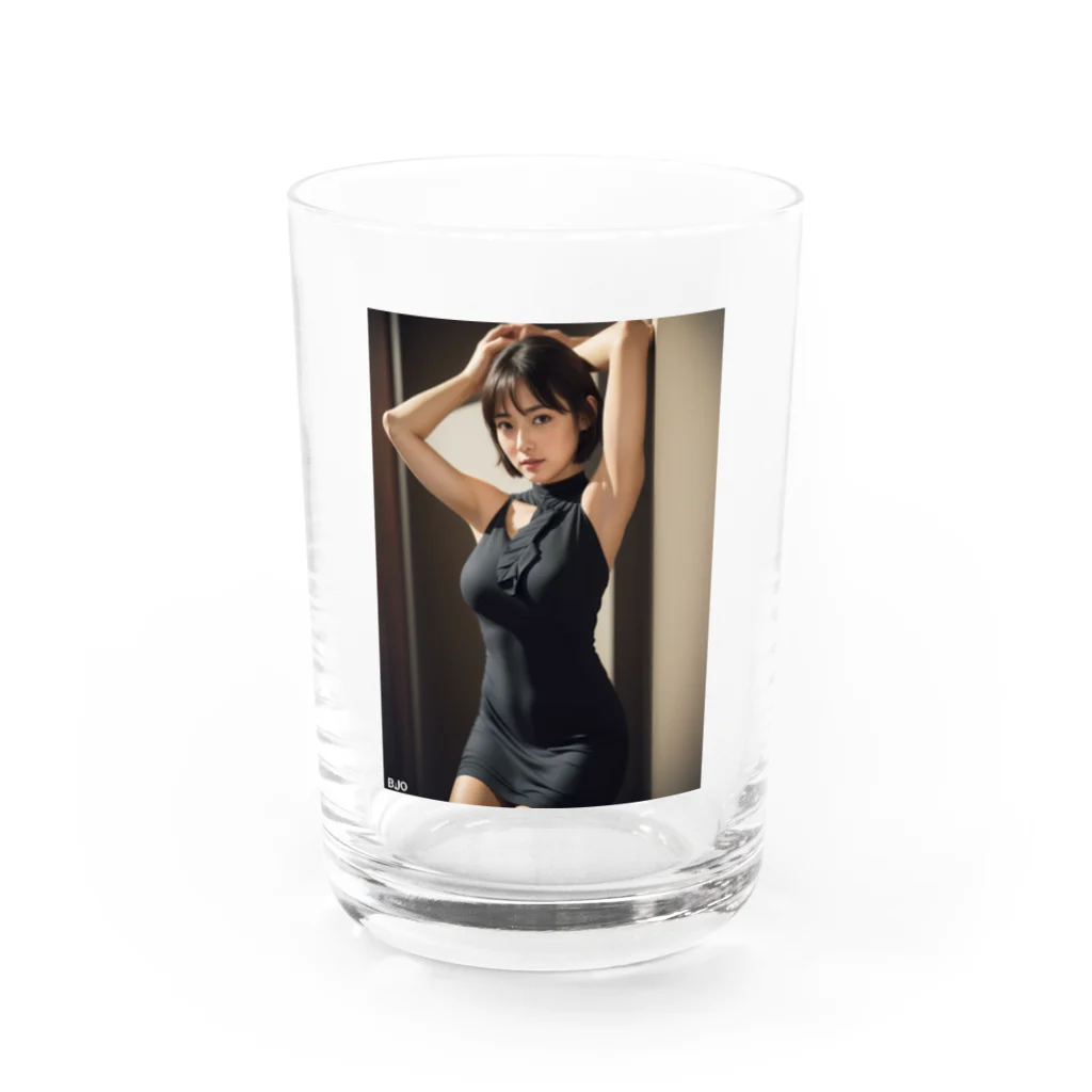 MatureWomanCollectionの高橋 真由美 Water Glass :front