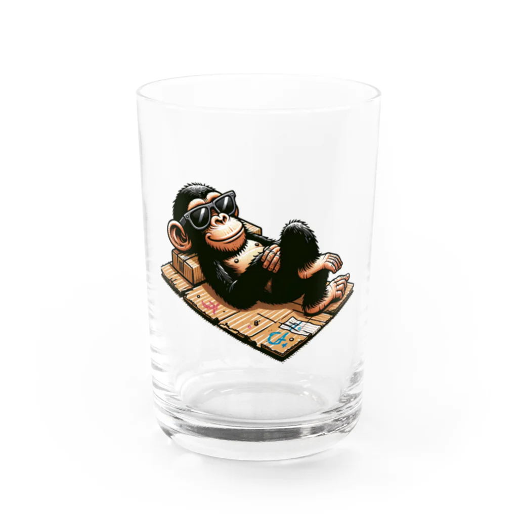 Homeless_chimpanzeeの陽気なホームレスチンパンくん Water Glass :front