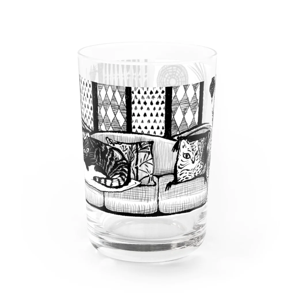 不可思議商店の版画風のんびり猫ちゃん（色の濃い飲み物用） Water Glass :front