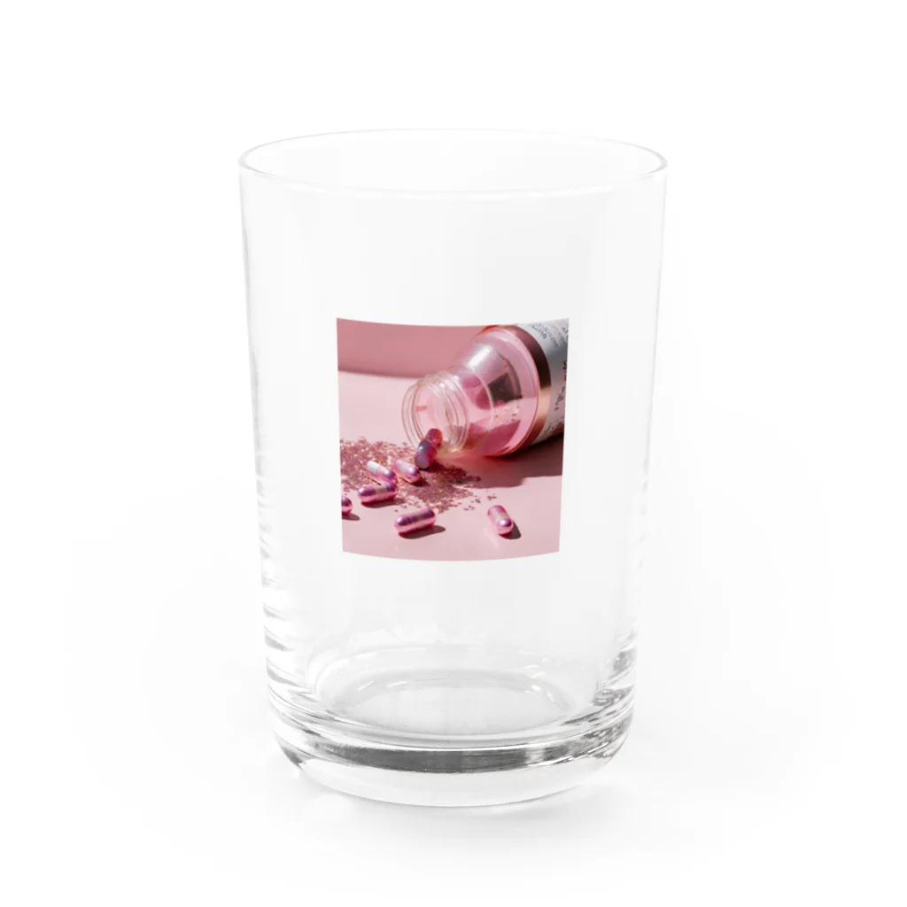 親指の先のピンクドラッグ Water Glass :front