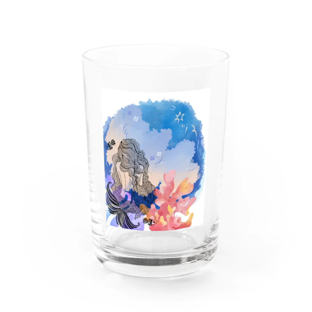 のんきな木の海の中のお姫様 Water Glass :front