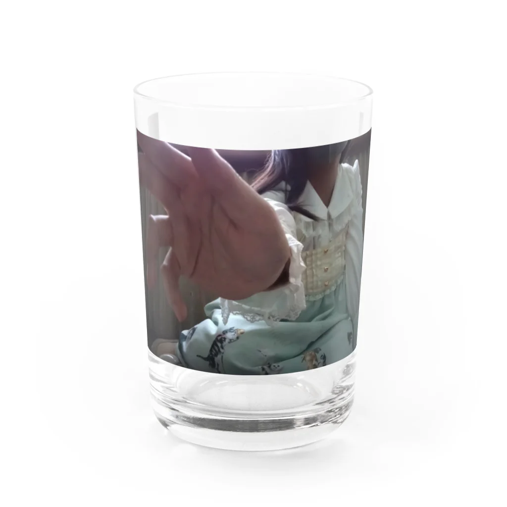 自撮りさんの見つけたロリータ Water Glass :front