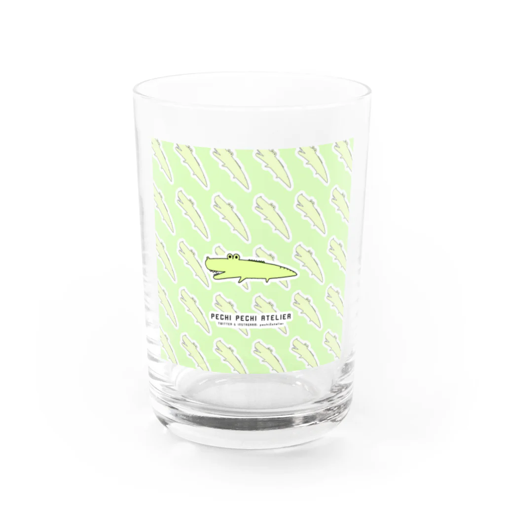 ぺちぺち工房 Pechi Pechi Atelierのわにがいっぱい Water Glass :front