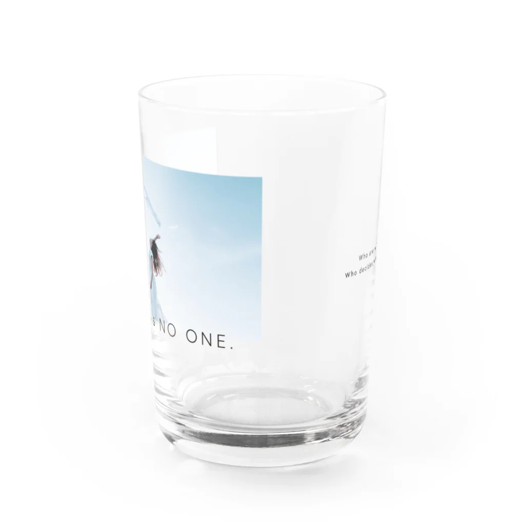 SHEGOODSの②キービジュアル_マグカップ Water Glass :front