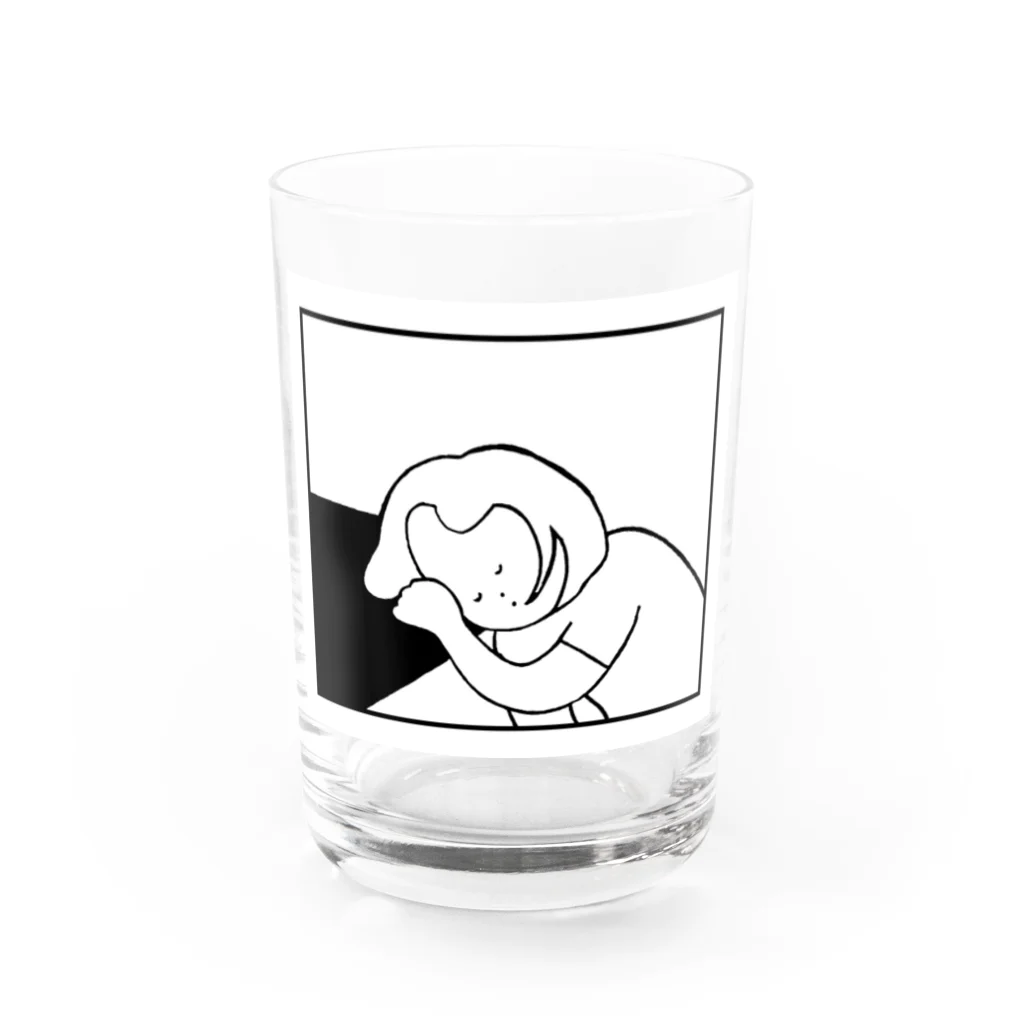 ヤマグチナナコ Yamaguchi Nanakoのsleeping on the table Water Glass :front