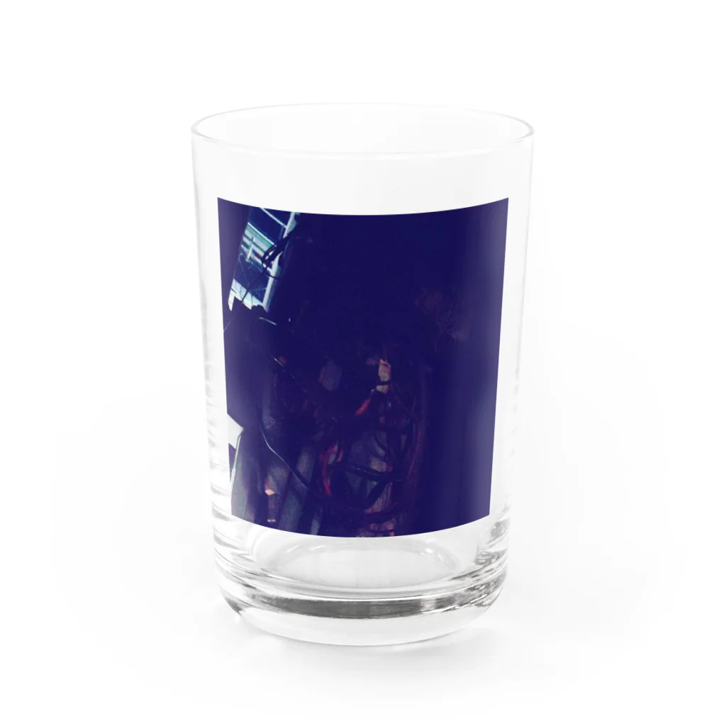 性格の悪い先生　Deviant（デビィアン）#001の大都会の縮図 Water Glass :front