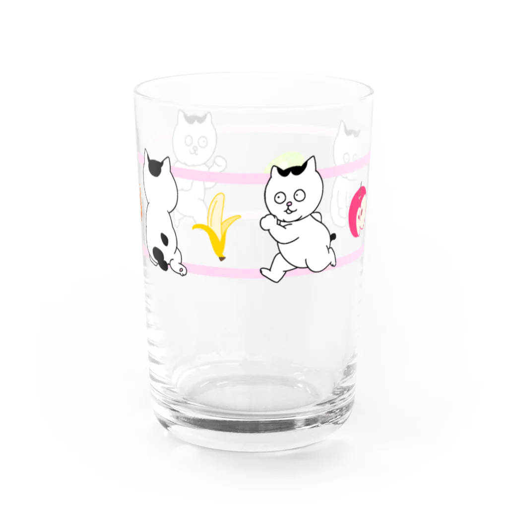 Chipafujiのハチワレねこ　ごぶりん　果汁100%ジュースをのみたい　ピンク Water Glass :front