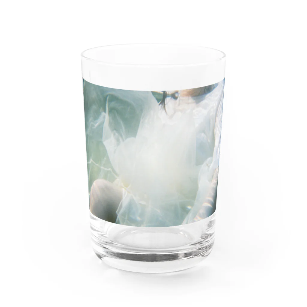 紬の溺れる Water Glass :front