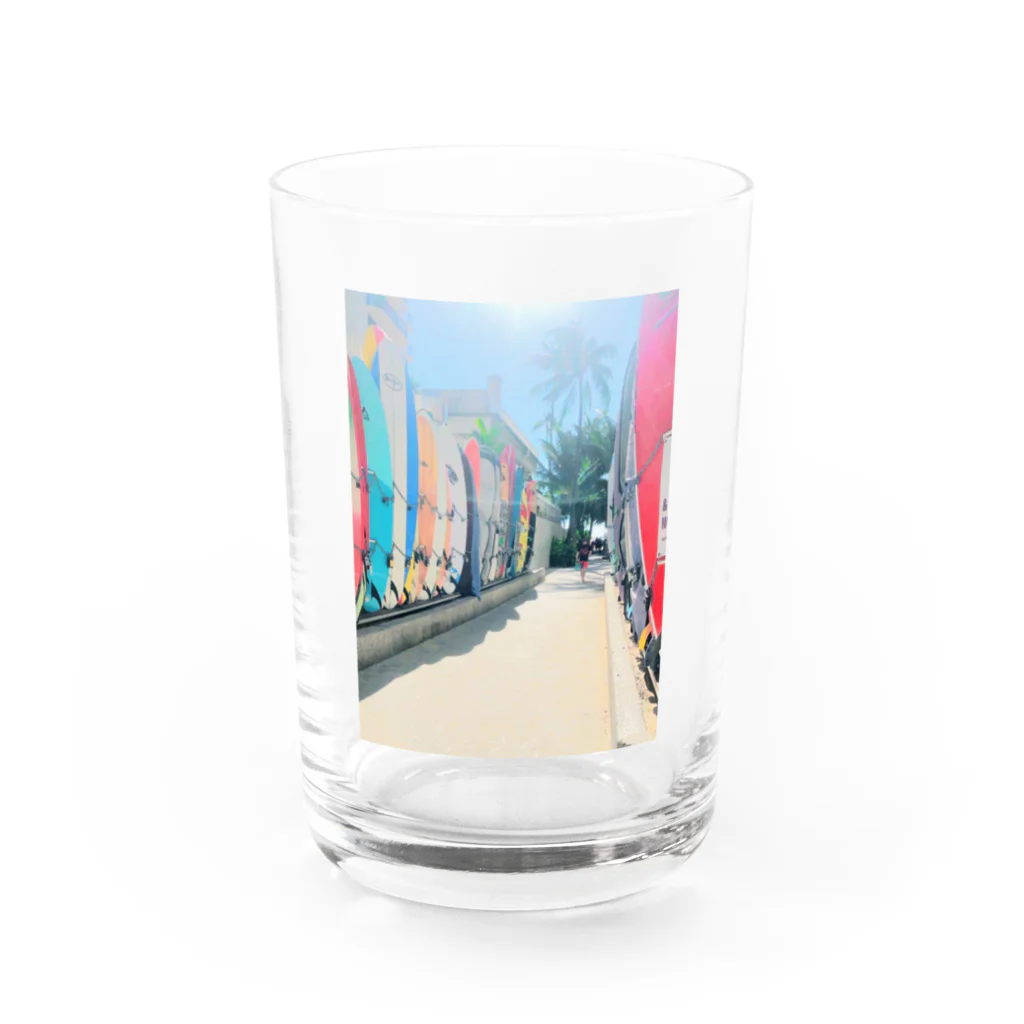 Hawaii PicturesのWaikiki🏄‍♀サーフボード Water Glass :front