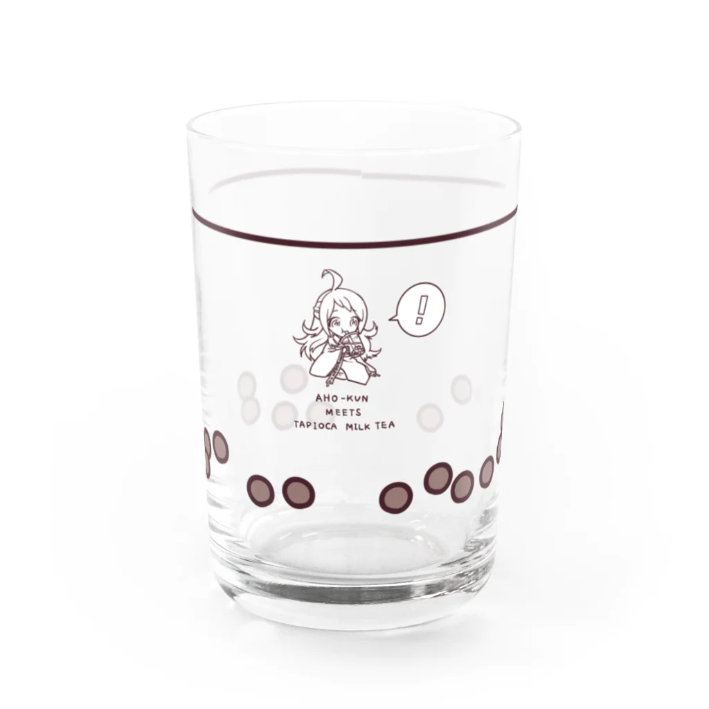 ジフクモンヤ電脳商店　SUZURI店のあほーくんタピオカミルクティー Water Glass :front