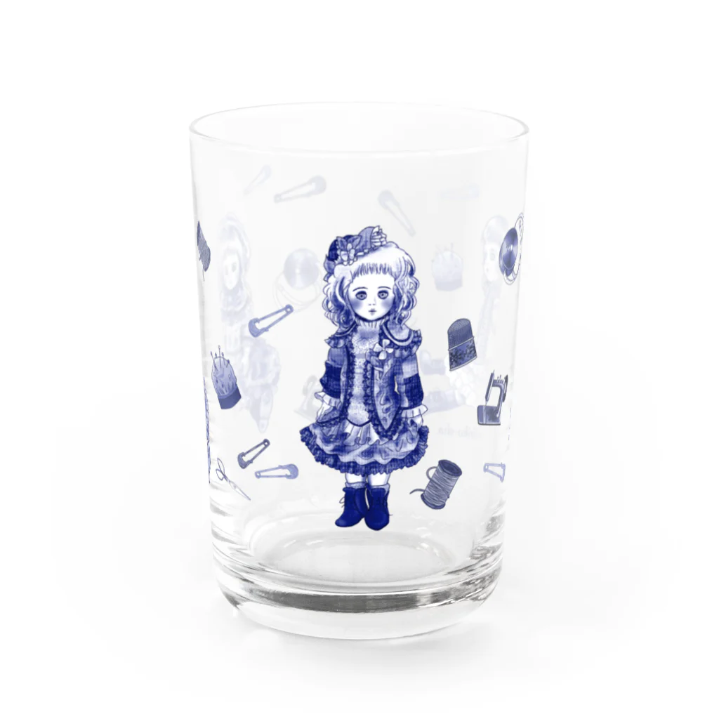 西洋人形館　＠かなでの彦舎のビスクドール3人娘　デルフトブルー Water Glass :front