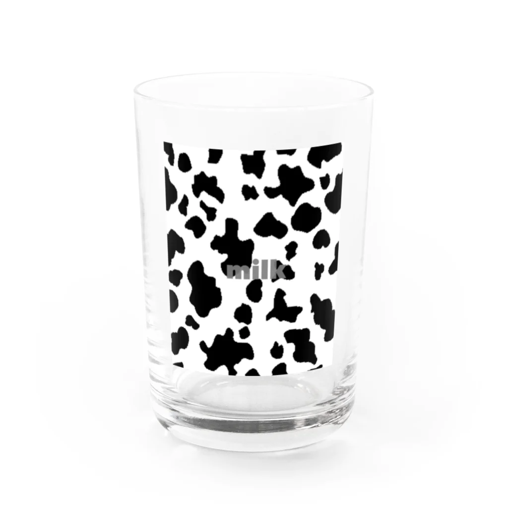 milkのmilk グラス前面