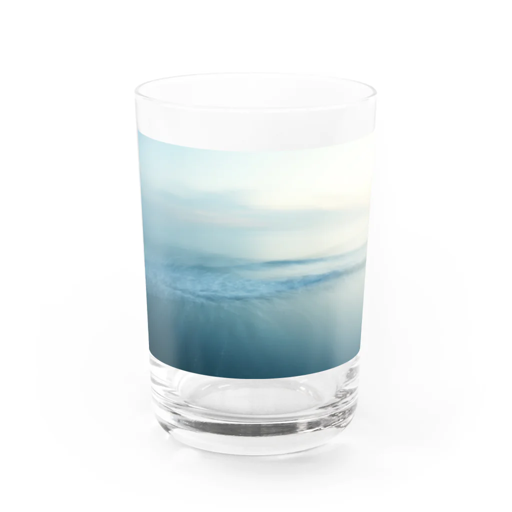 76grooveのsummer holiday Water Glass :front